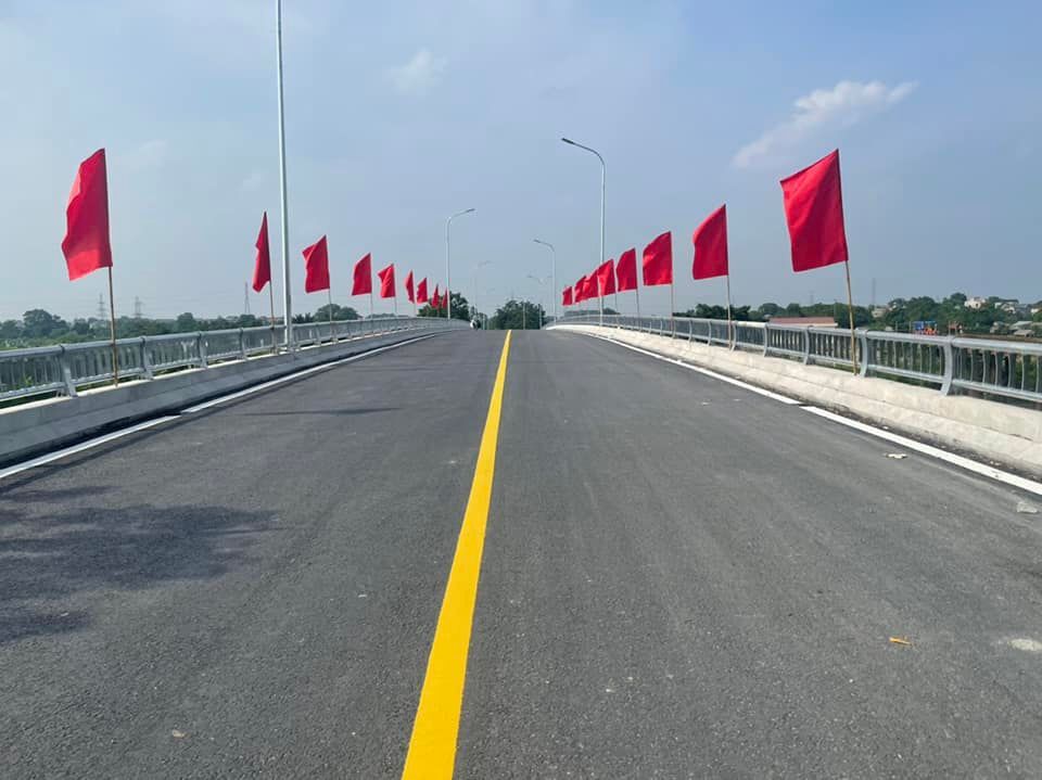 Hoàn thành đưa vào sử dụng công trình cầu Bến Cốc nối hai bên bờ sông Bùi huyện Chương Mỹ, TP Hà Nội